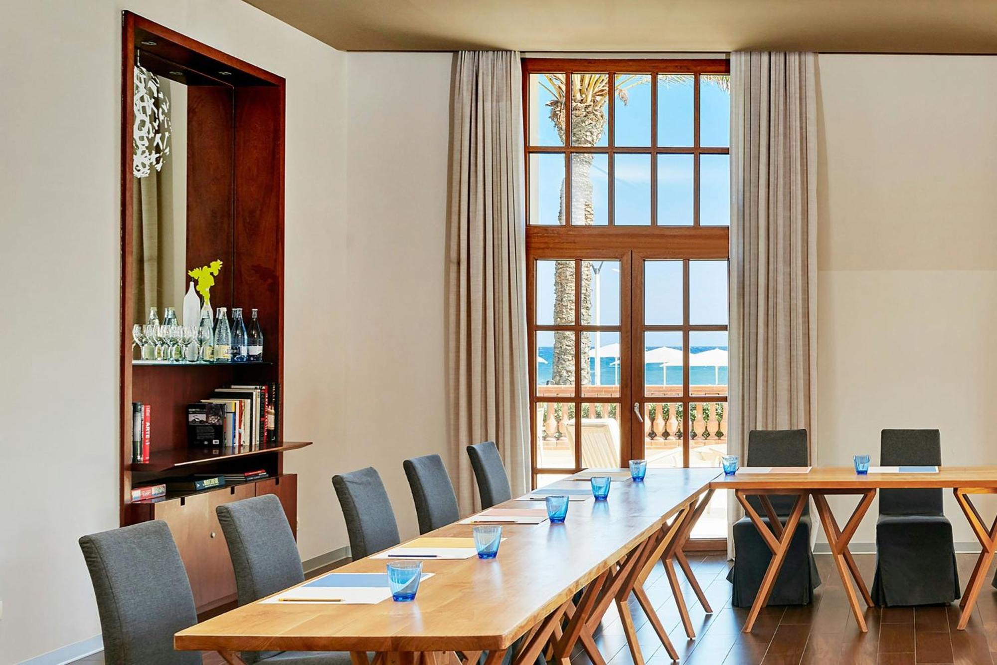 Le Meridien Ra Beach Hotel And Spa Ал-Бандрель Екстер'єр фото